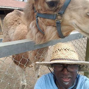 Meet your Posher, Randi